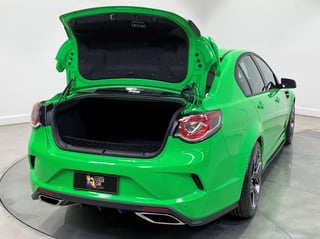 2017 HSV GTSR - Spitfire Green 0064 km …