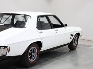 1974 Holden HQ Monaro GTS 308 4sp - Glacier White