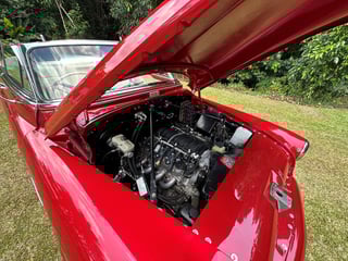 1952 Oldsmobile Super 88 Restomod - 6.0L LS2 V8