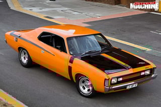 VH Valiant Pacer R/T Hardtop 340 6 Pack V8