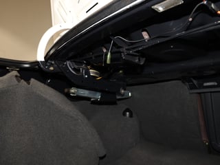 1989 HSV VN SV89 Build No 149 - Alpine White