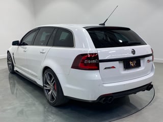 2016 HSV Gen-F2 Clubsport R8 LSA Tourer