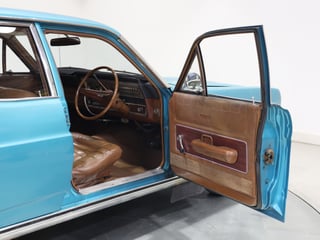 1971 Ford ZD Fairlane 302ci V8 - Teal Glow