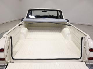 1971 Chrysler VG Valiant Wayfarer Utility 318ci Fireball V8 - Bondi Bleach White