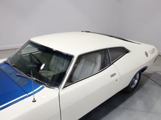 1973 Ford XA Falcon 500 Superbird - Polar White 