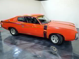 1972 VH E49 Valiant Charger R/T - BIG TANK