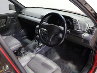 1990 Holden VN  5.0L V8 - SV Enhanced Build No E789 - Maranello Red