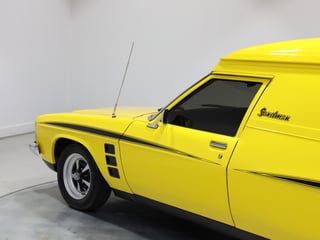 1975 Holden HJ Sandman Panel Van 308ci 4spd  - Absinth Yellow -