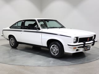 1976 Holden LX Torana SS Hatchback - 5.0L Trimatic - Cotillion White