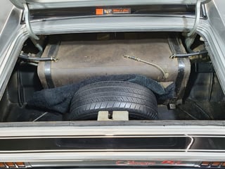 1971 VH Charger R/T E38 - BIG TANK