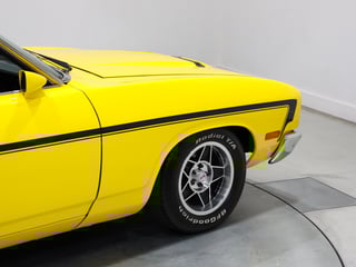 1977 Ford XC Falcon GS Hardtop - 393ci V8 Yellow Glo