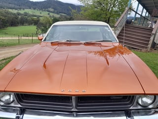 1976 XB Ford Fairmont 302 V8 - Copper Bronze