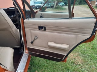 1976 XB Ford Fairmont 302 V8 - Copper Bronze