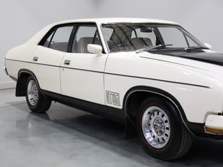 1973 Ford Falcon XB GT 4V - Polar White 