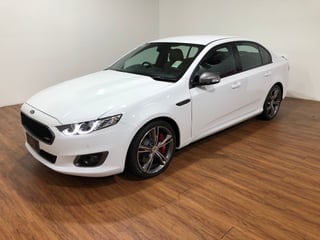 2015 FG-X Falcon XR8 Manual