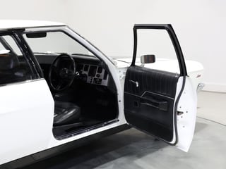 1974 Holden HQ Monaro GTS 308 4sp - Glacier White