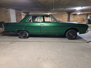 1971 Chrysler Valiant VG Pacer - Resto Project