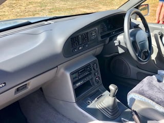 1994 VR Commodore Acclaim Series II