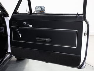 1972 Holden LJ Torana GTR XU1 - Glacier White