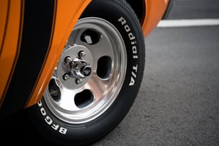 VH Valiant Pacer R/T Hardtop 340 6 Pack V8