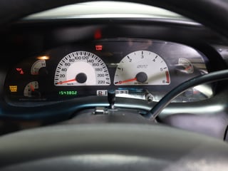 2004 Ford F-150 SVT Lightning RHD - Raven Black 