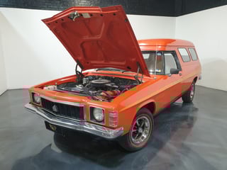 1977 HX Holden Sandman Panelvan