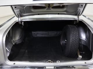 1957 Chevrolet Bel Air - Pillarless 2-Door Hardtop