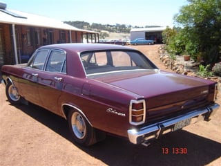 ZC Ford Fairlane 351