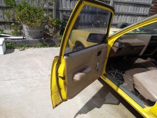 VK Commodore Ex Police Chaser