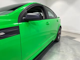 2017 HSV GTSR - Spitfire Green 0064 km …