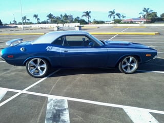 Dodge Challenger 340 V8