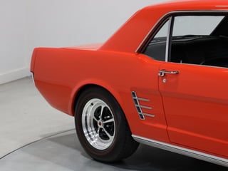 1966 Ford Mustang Coupe 289ci RHD - Signal Flare Red