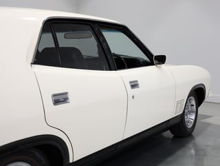 1975 Ford Falcon XB GT - Polar White