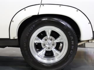 1977 Holden LX Torana SLR 5000 Tribute - Palais White 