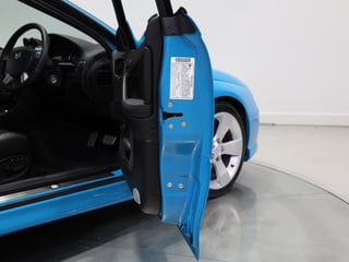 2004 Holden VZ Monaro CV8 - Turismo Mica - 1,974km