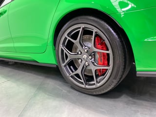 2017 HSV GTSR - Spitfire Green 0064 km …