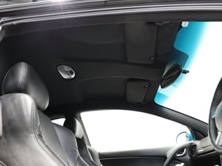 2004 Holden VZ Monaro CV8 - Turismo Mica - 1,974km