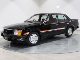 1980 HDT VC Brock Build No 367 - Tuxedo Black