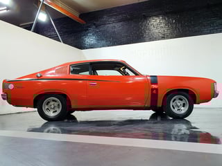 1972 VH E49 Valiant Charger R/T - BIG TANK