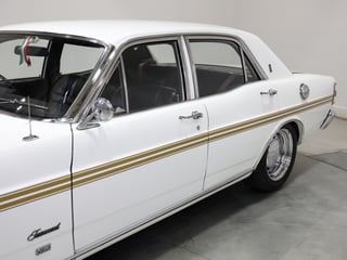 1971 Ford XY Fairmont 302ci Windsor - Ultra White