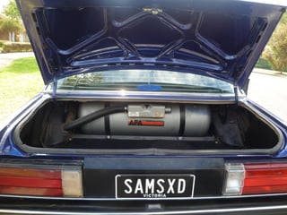 XD Fairmont Ghia 302 V8