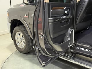 2022 RAM 2500 Heavy Duty Laramie - 27,200 km