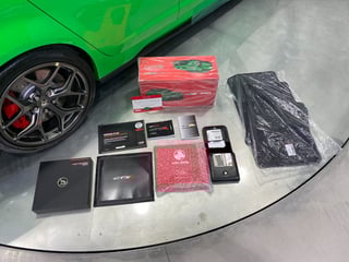 2017 HSV GTSR - Delivery kms - Spitfire Green