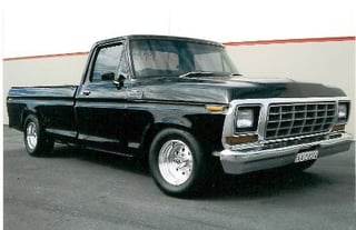 Ford F100 LWB Custom