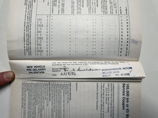 1985 Holden VK Commodore SL  4.9L V8 manual - 134 pack