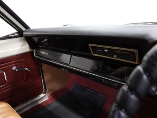 1971 Chrysler VG Valiant Wayfarer Utility 318ci Fireball V8 - Bondi Bleach White