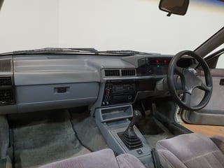 1987 VL HDT Group 3 Signature Series