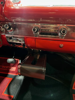 1957 Chevrolet Bel Air - Pillarless 2-Door Hardtop