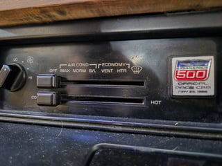 1986 Chevrolet Corvette C4 - 350ci V8 RHD