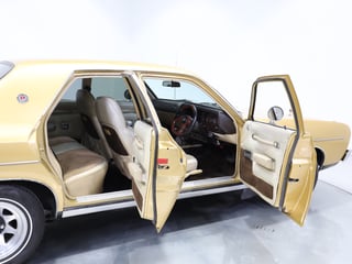 1976 Chrysler CL Valiant Regal SE - Topaz Gold Metallic